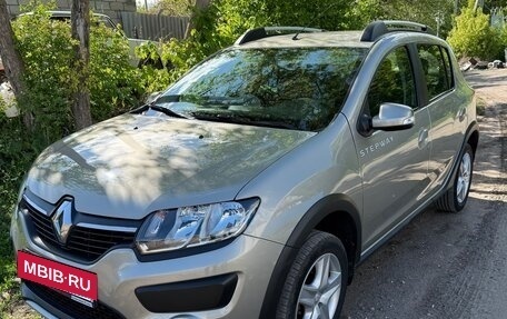 Renault Sandero II рестайлинг, 2017 год, 950 000 рублей, 12 фотография