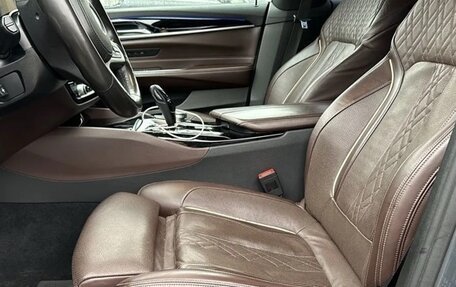 BMW 6 серия, 2019 год, 4 000 000 рублей, 18 фотография