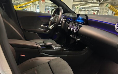 Mercedes-Benz CLA, 2021 год, 4 500 000 рублей, 12 фотография