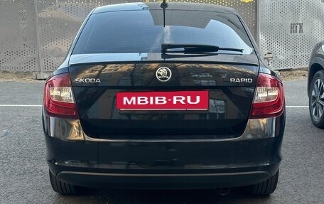 Skoda Rapid I, 2018 год, 1 400 000 рублей, 4 фотография