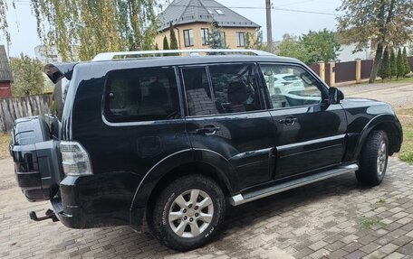 Mitsubishi Pajero IV, 2011 год, 1 550 000 рублей, 3 фотография