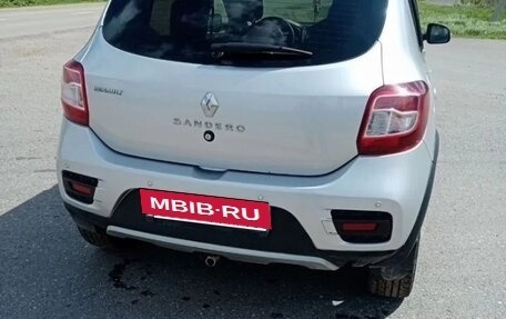 Renault Sandero II рестайлинг, 2016 год, 880 000 рублей, 3 фотография