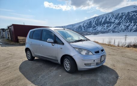 Mitsubishi Colt VI рестайлинг, 2003 год, 330 000 рублей, 2 фотография