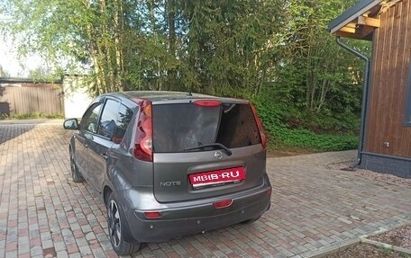 Nissan Note II рестайлинг, 2013 год, 900 000 рублей, 1 фотография