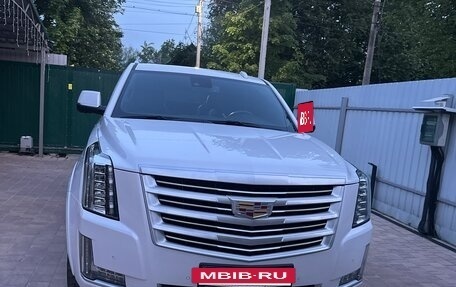 Cadillac Escalade IV, 2016 год, 4 100 000 рублей, 8 фотография