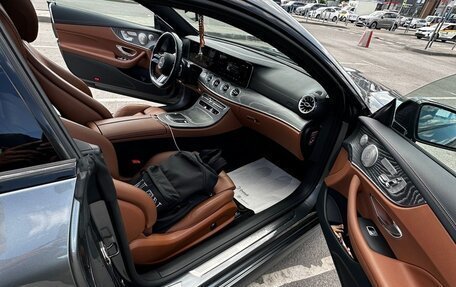 Mercedes-Benz E-Класс, 2021 год, 6 000 000 рублей, 2 фотография