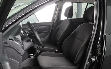Renault Sandero II рестайлинг, 2019 год, 999 000 рублей, 9 фотография