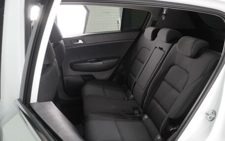 KIA Sportage IV рестайлинг, 2019 год, 2 199 000 рублей, 9 фотография