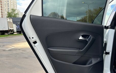 Volkswagen Polo VI (EU Market), 2015 год, 900 000 рублей, 7 фотография