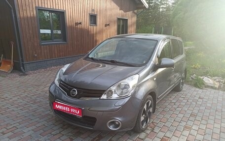 Nissan Note II рестайлинг, 2013 год, 900 000 рублей, 4 фотография