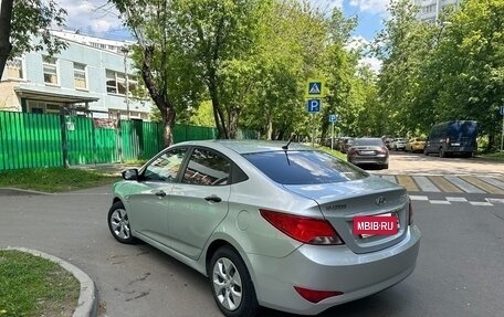 Hyundai Solaris II рестайлинг, 2015 год, 925 000 рублей, 7 фотография