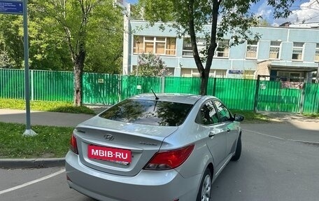 Hyundai Solaris II рестайлинг, 2015 год, 925 000 рублей, 6 фотография