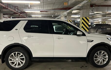 Land Rover Discovery Sport I рестайлинг, 2017 год, 2 980 000 рублей, 5 фотография