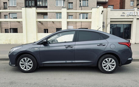 Hyundai Solaris II рестайлинг, 2021 год, 1 500 000 рублей, 6 фотография