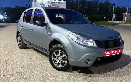 Renault Sandero I, 2011 год, 500 000 рублей, 3 фотография