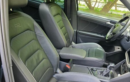 Volkswagen Tiguan II, 2021 год, 4 300 000 рублей, 9 фотография