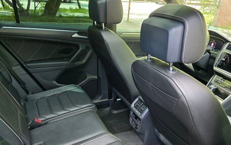 Volkswagen Tiguan II, 2021 год, 4 300 000 рублей, 14 фотография
