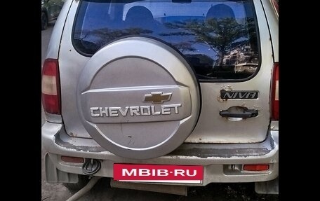 Chevrolet Niva I рестайлинг, 2004 год, 165 000 рублей, 9 фотография