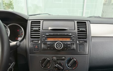 Nissan Tiida, 2011 год, 800 000 рублей, 12 фотография