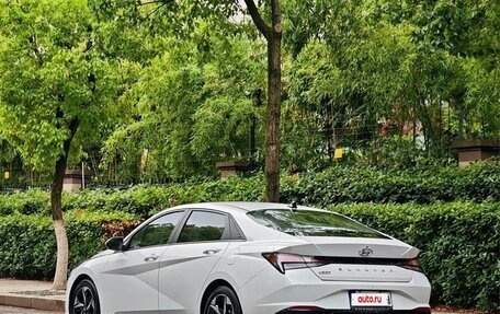 Hyundai Elantra, 2022 год, 1 250 000 рублей, 3 фотография