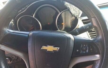 Chevrolet Cruze II, 2011 год, 680 000 рублей, 8 фотография