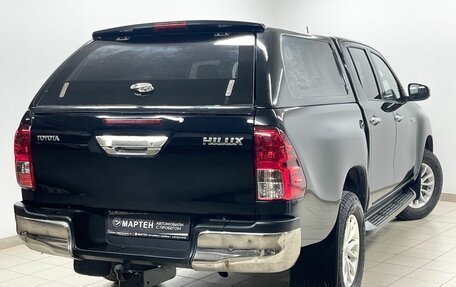 Toyota Hilux VIII, 2017 год, 2 650 000 рублей, 4 фотография