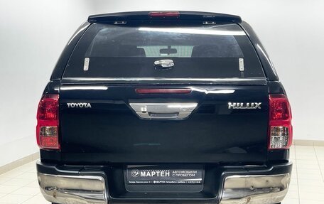 Toyota Hilux VIII, 2017 год, 2 650 000 рублей, 5 фотография