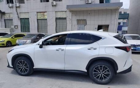Lexus NX, 2022 год, 3 750 000 рублей, 6 фотография