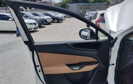 Lexus NX, 2022 год, 3 750 000 рублей, 13 фотография