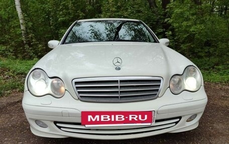 Mercedes-Benz C-Класс, 2006 год, 698 000 рублей, 2 фотография