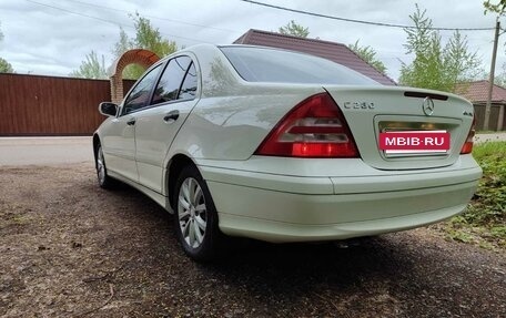 Mercedes-Benz C-Класс, 2006 год, 698 000 рублей, 6 фотография