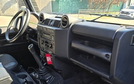 Land Rover Defender I, 2011 год, 5 000 000 рублей, 9 фотография