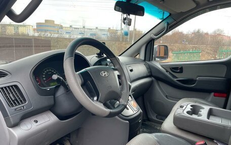 Hyundai Grand Starex Grand Starex I рестайлинг 2, 2008 год, 1 200 000 рублей, 10 фотография