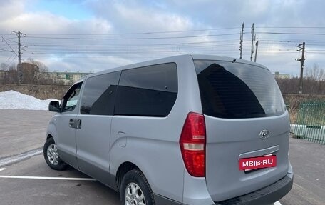 Hyundai Grand Starex Grand Starex I рестайлинг 2, 2008 год, 1 200 000 рублей, 8 фотография