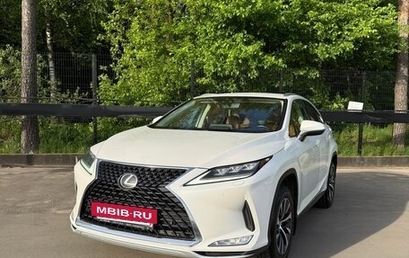 Lexus RX IV рестайлинг, 2019 год, 3 900 000 рублей, 3 фотография