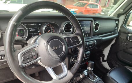 Jeep Wrangler, 2019 год, 3 300 000 рублей, 6 фотография