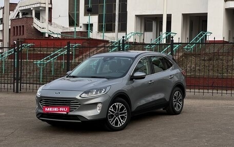 Ford Kuga III, 2020 год, 1 600 000 рублей, 4 фотография