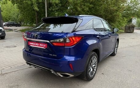 Lexus RX IV рестайлинг, 2018 год, 3 200 000 рублей, 8 фотография