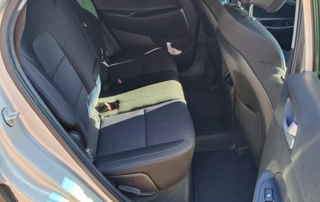 Hyundai Tucson III, 2018 год, 2 100 000 рублей, 4 фотография