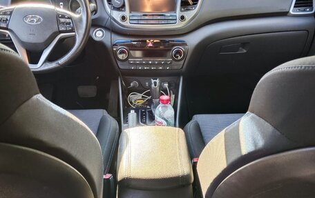 Hyundai Tucson III, 2018 год, 2 100 000 рублей, 8 фотография