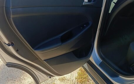 Hyundai Tucson III, 2018 год, 2 100 000 рублей, 9 фотография