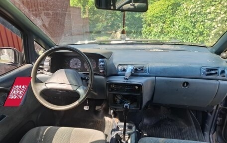 Nissan Prairie III, 1993 год, 149 990 рублей, 2 фотография