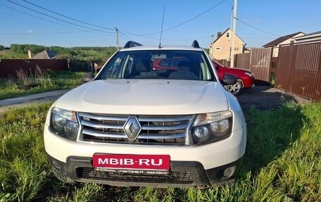 Renault Duster I рестайлинг, 2013 год, 920 000 рублей, 2 фотография