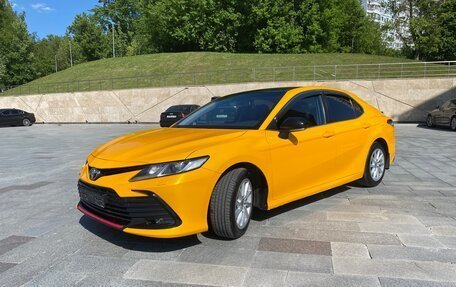 Toyota Camry, 2021 год, 2 440 000 рублей, 9 фотография