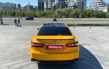 Toyota Camry, 2021 год, 2 440 000 рублей, 6 фотография