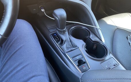 Toyota Camry, 2021 год, 2 440 000 рублей, 21 фотография