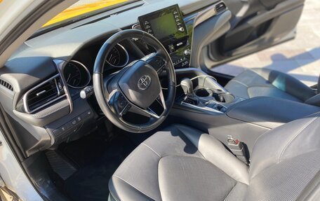 Toyota Camry, 2021 год, 2 440 000 рублей, 17 фотография