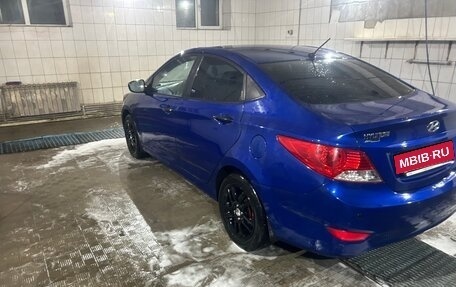 Hyundai Solaris II рестайлинг, 2013 год, 760 000 рублей, 4 фотография