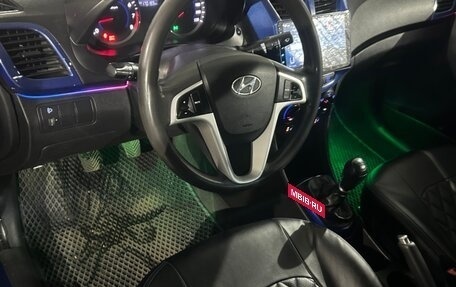 Hyundai Solaris II рестайлинг, 2013 год, 760 000 рублей, 15 фотография