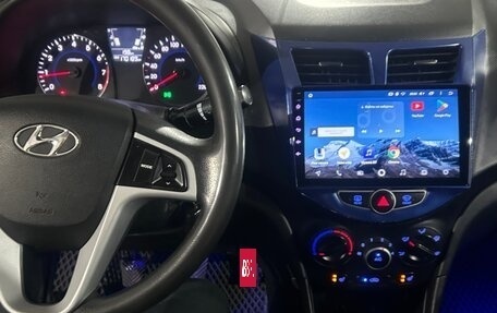 Hyundai Solaris II рестайлинг, 2013 год, 760 000 рублей, 12 фотография